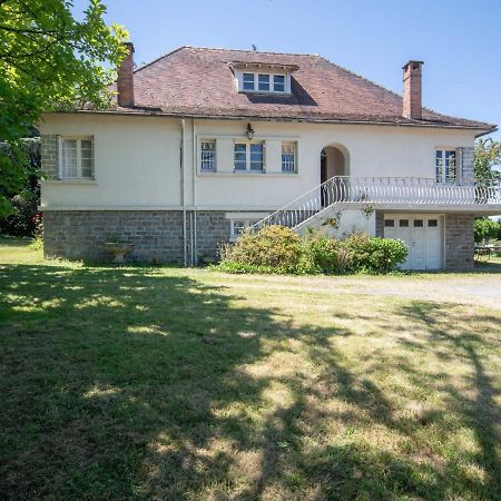 Quaint Holiday Home In Payzac With Garden Exterior photo